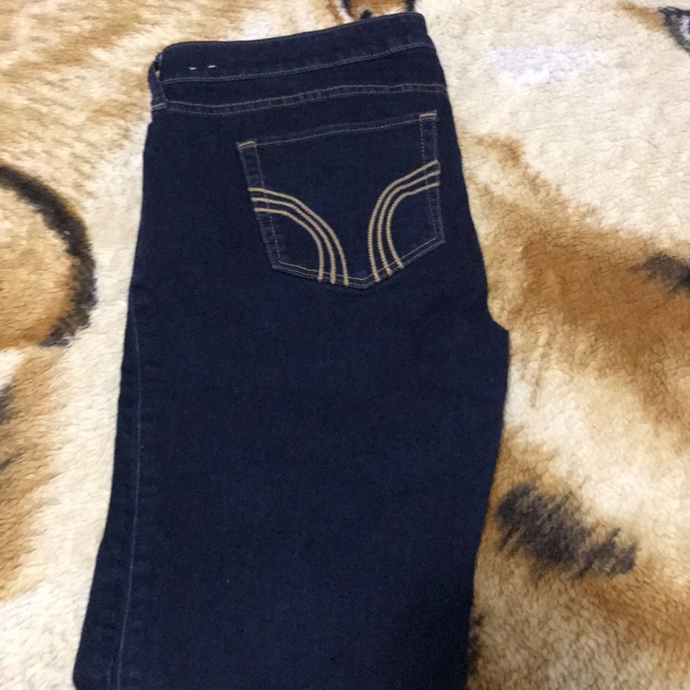 Hollister Jean/ Dark Not Distressed